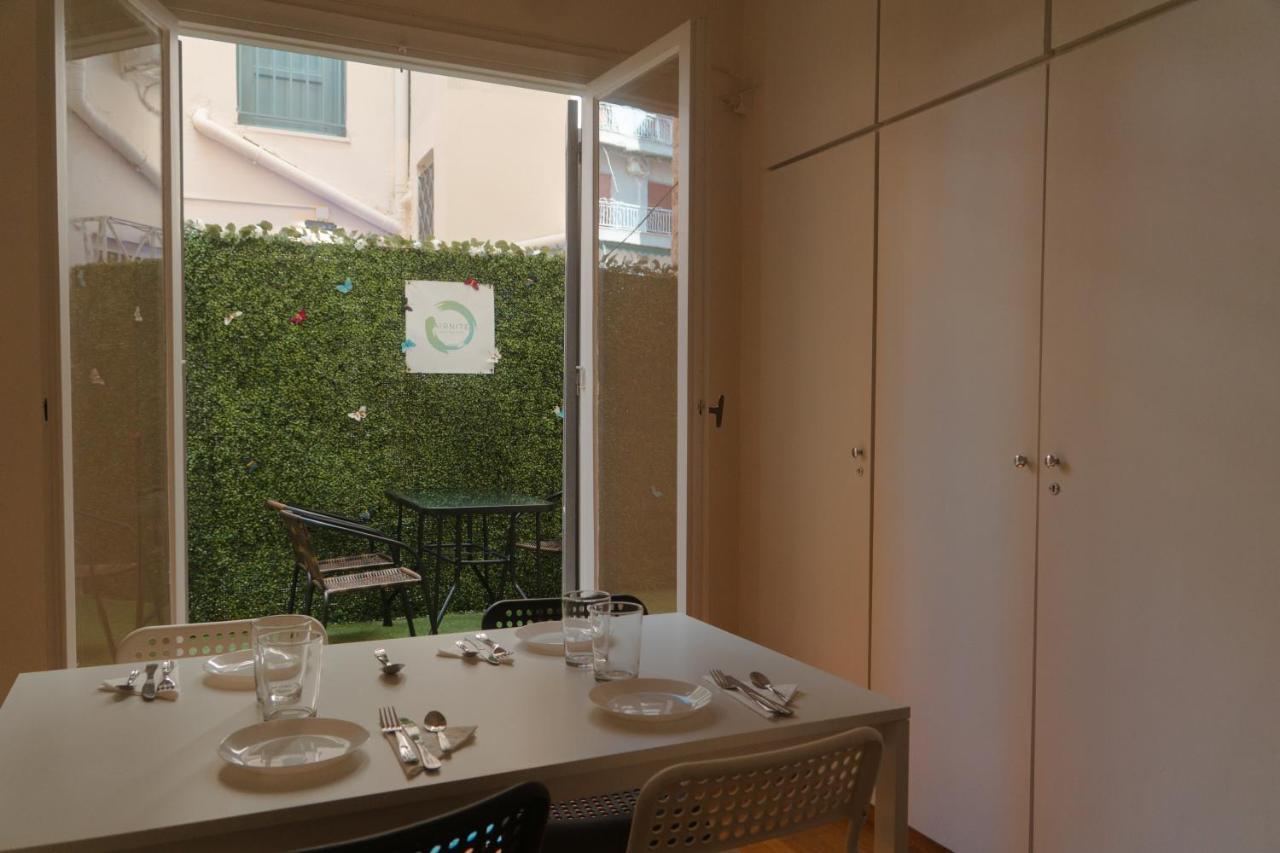 Apartment In Center Of Athene Buitenkant foto